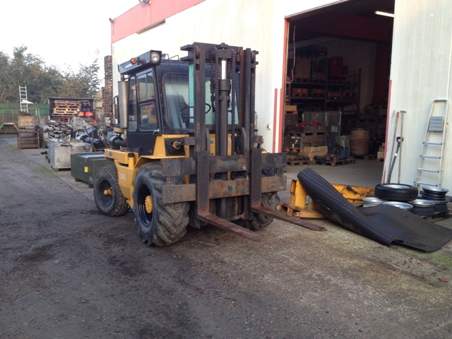 6527 - Diesel Fork Lift - HEDEN - Type: FH 2440
