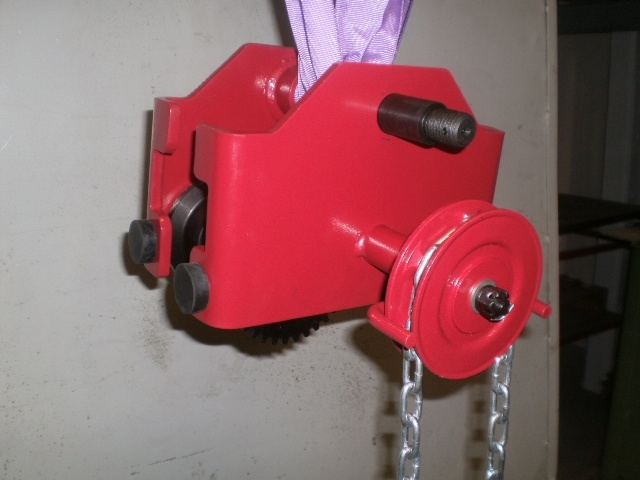 5947&nbsp;-&nbsp;Trolley - Manual - L & H - 2000kg