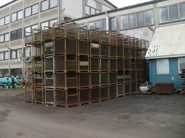 3748&nbsp;-&nbsp;Wire Cages - Grid Boxes