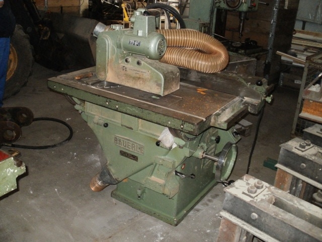 3921&nbsp;-&nbsp;Circular Saw with Drag - Bäuerle